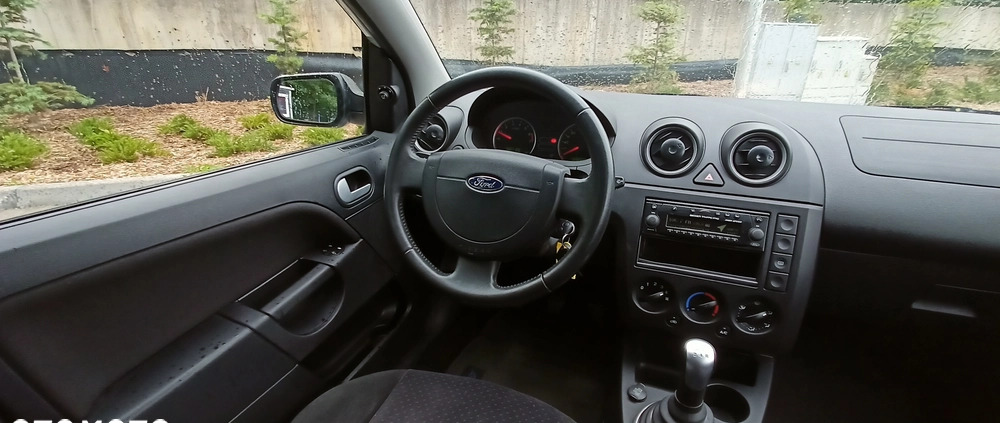 Ford Fiesta cena 7900 przebieg: 181500, rok produkcji 2004 z Wrocław małe 781